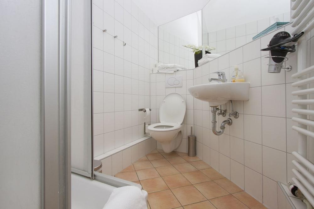 Limehome Berlin Malmoeer Strasse Екстер'єр фото